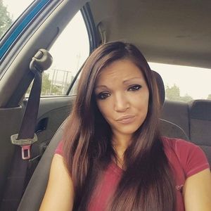 Meet your Posher, Earline