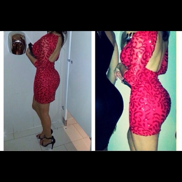 Dresses - Picture 2 of 4