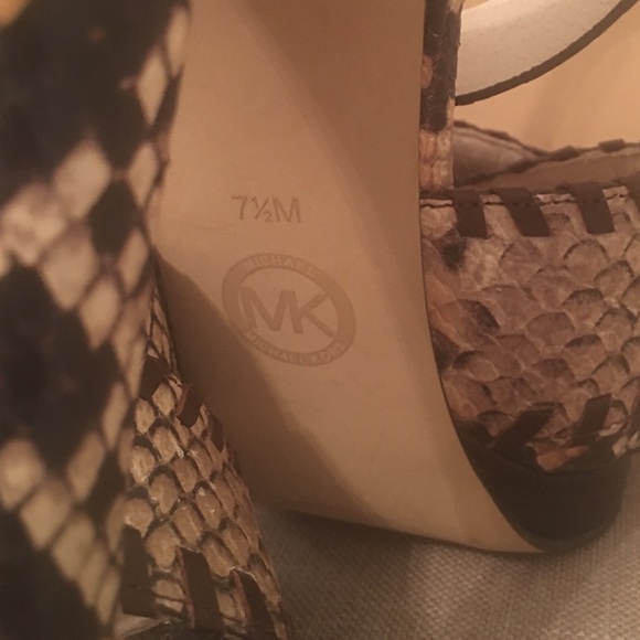 Michael Kors snake skin sandals. - Picture 2 of 4
