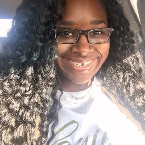 Meet your Posher, Brittany