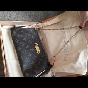 Louis Vuitton Eva Crossbody clutch