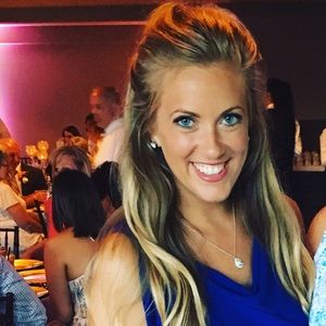 Meet your Posher, Lindsay