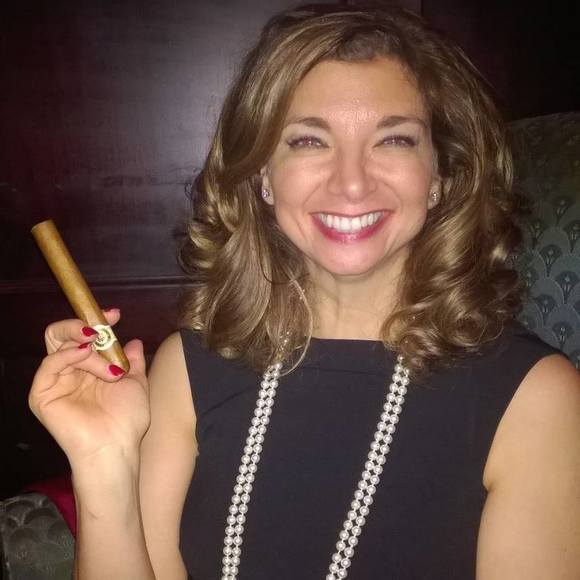 Meet your Posher, Angela