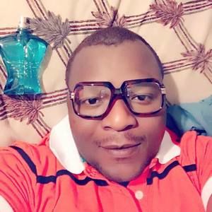 Meet your Posher, Roy