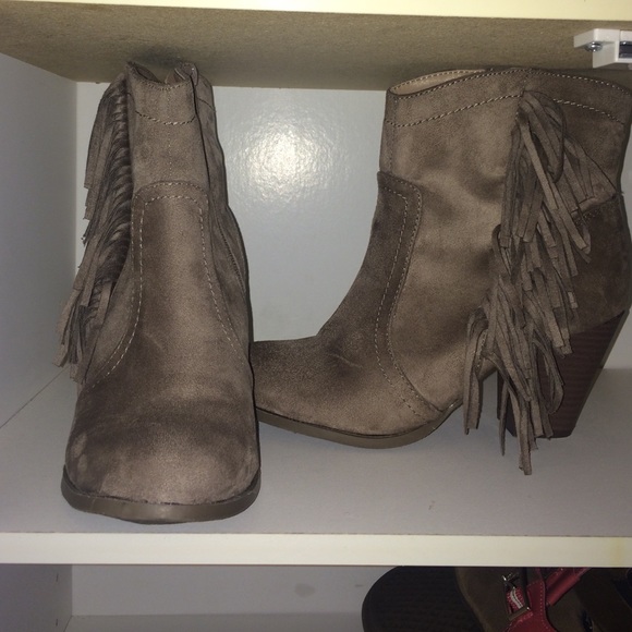 Olivia Miller boots