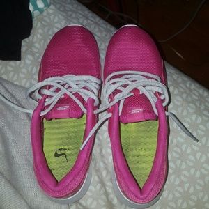 pre loved nike Kaishi's