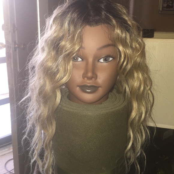 Blonde dk br root beachy waves