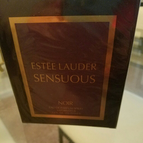 Estee lauder Sensuous Noir