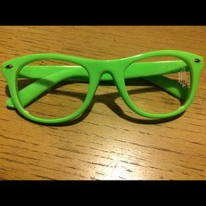 Green glasses