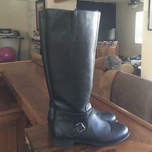 🚫SOLD🚫Kenneth Cole Tall black boots