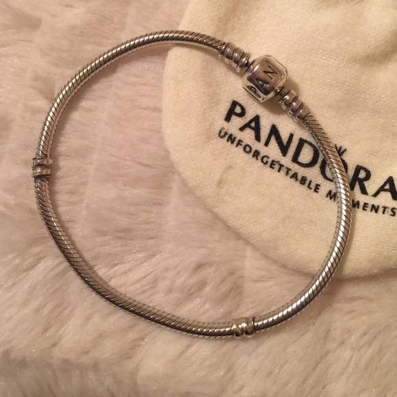 Pandora Iconic Barrel Clasp 🎀PRICE IS NOW FIRM🎀
