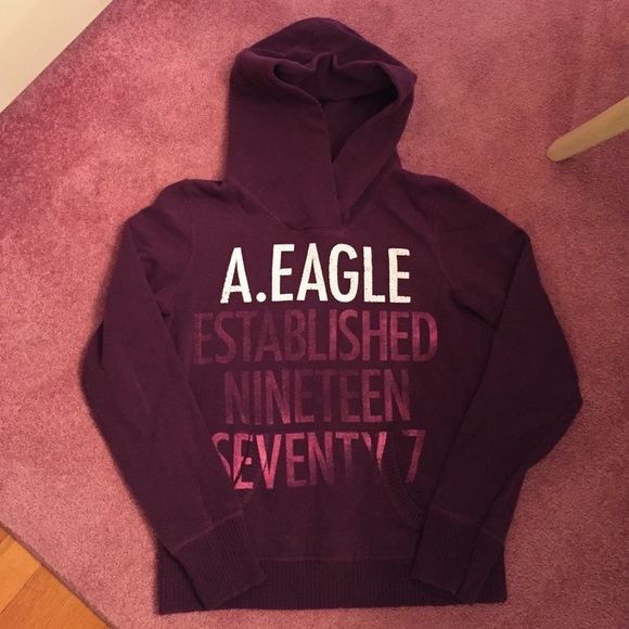 American Eagle Sweatshirt