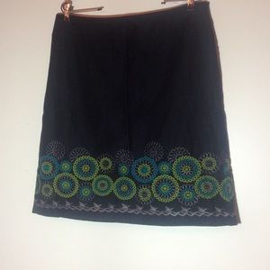 Embroidered skirt