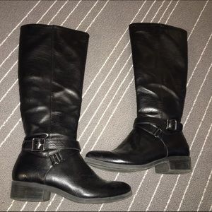 Black boots size 8-8.5