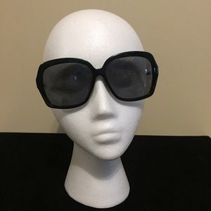 😎Oversized Glam Sunnies😎