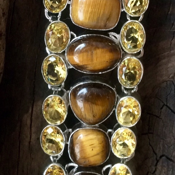 ✨Traded✨ Tiger's Eye and Citrine Bracelet - Picture 3 of 3