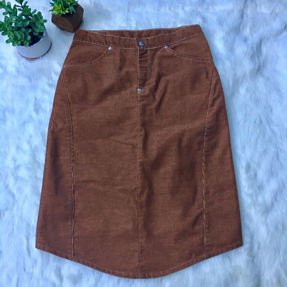 Levi's Dresses & Skirts - NWOT Levi's copper corduroy midi skirt