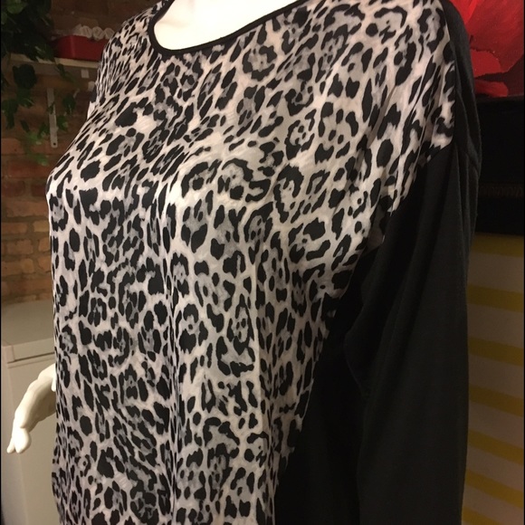 Top - Picture 2 of 3