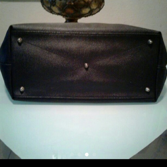❌❌SOLD❌❌ Dooney & Bourke Handbag - Picture 2 of 3