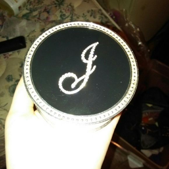 Round Silver Stuff Holder