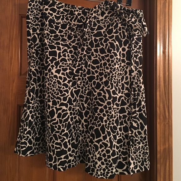 Animal print a-line skirt - size 12
