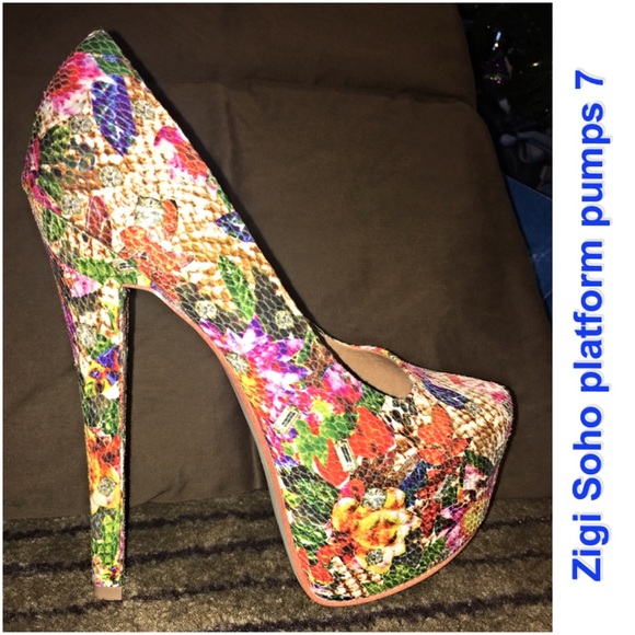 Mega 2" platform 6" heel Zigi Soho floral pumps 7