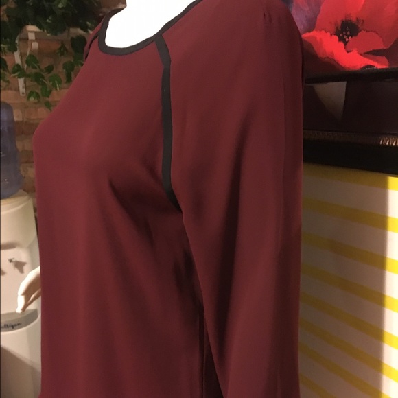 Top - Picture 2 of 3