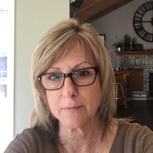 Meet your Posher, Leeann