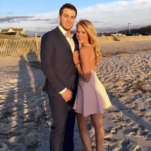 Meet your Posher, Cerise