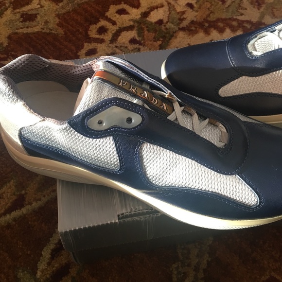 Prada men's size 8.5 - Picture 2 of 4