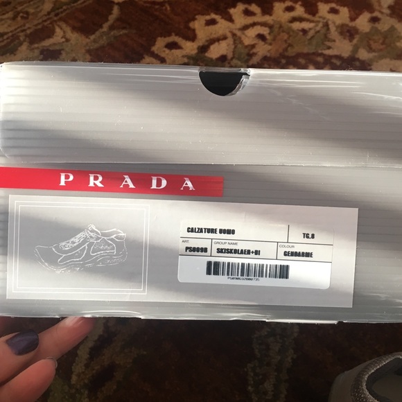 Prada men's size 8.5 - Picture 4 of 4