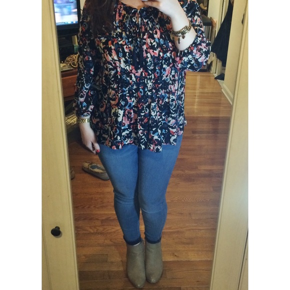 Charter Club Tops - pretty patterned top ๐น Charter Club Tops - pretty patterned top ๐น