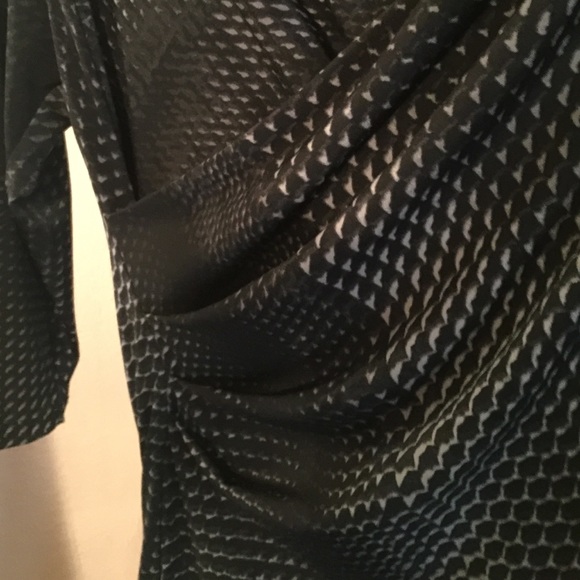 BLACK DRESS - Picture 2 of 4