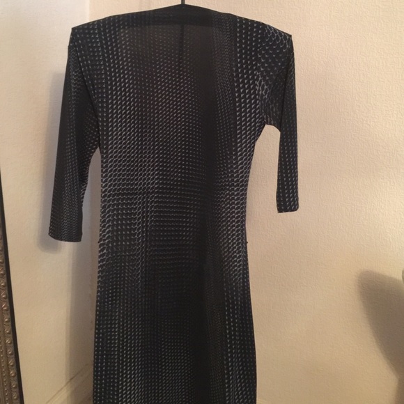 BLACK DRESS - Picture 3 of 4