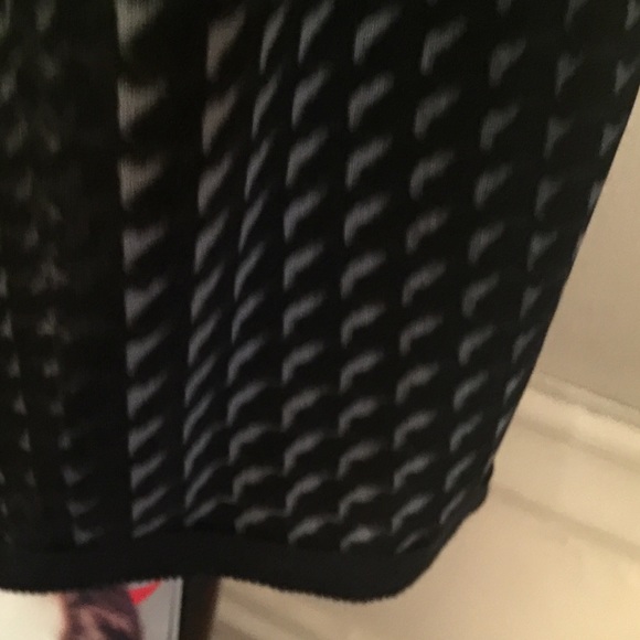 BLACK DRESS - Picture 4 of 4