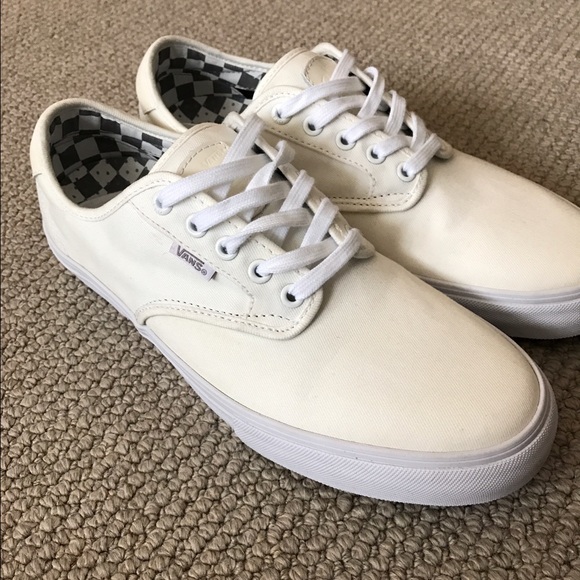 Brand new! Vans Chima pro white size mens 9