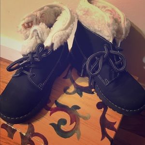Italian toddler snow boots!