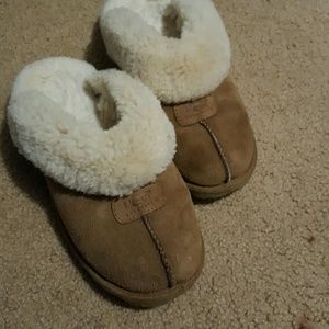 Size 7 authentic ugg slippers