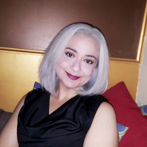 Meet your Posher, Iliana