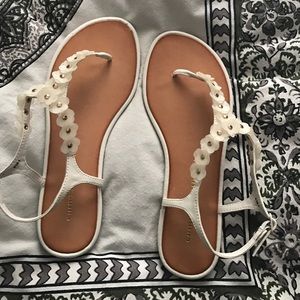 barely worn white sandals with flower detailing