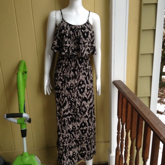 Flowy Patterned Rue 21 Maxi Dress XS