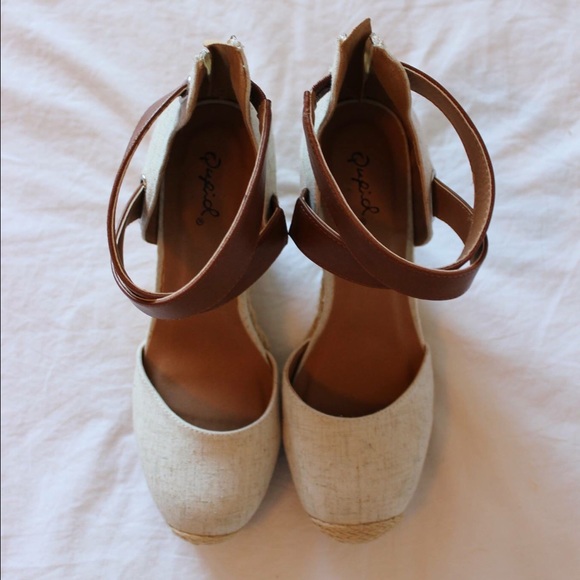 Qupid espadrille wedges size 7.5, leather ankle