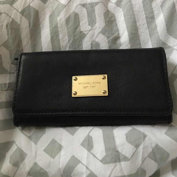 Black leather Michael Kors Wallet