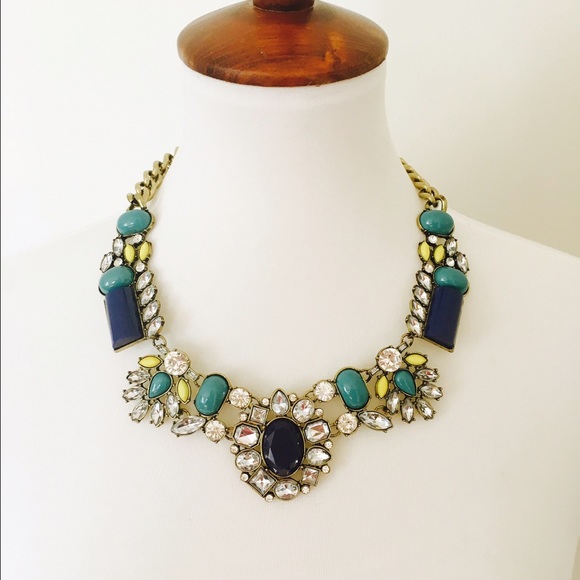 Boutique Jewelry - 🆕 jeweled statement necklace