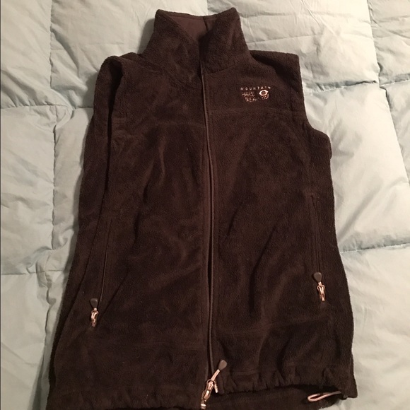 Black fleece mountain hardwear vest