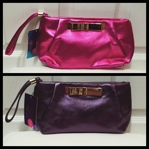 💕Victoria Secret clutches💕