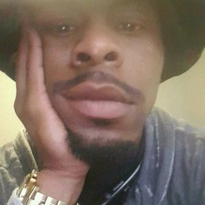 Meet your Posher, Corey