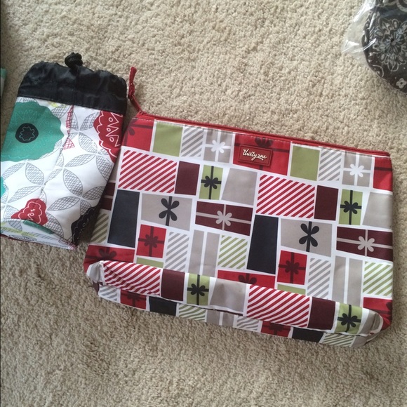 ⭐️Final Price⭐️ Lot of Thirty-One Items (11 items) - Picture 3 of 4