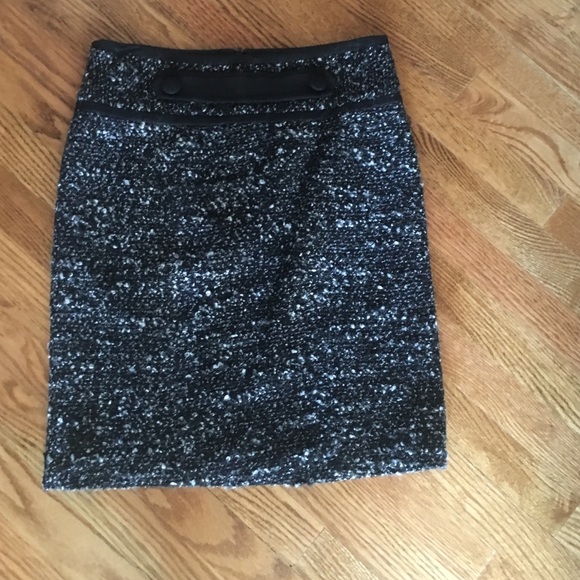 Boucle Nanette Lepore skirt size 4/6