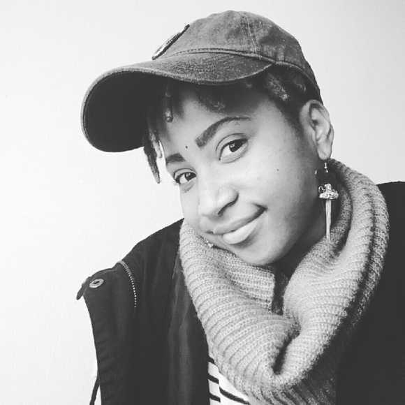 Meet your Posher, Stacy - Picture 1 of 1